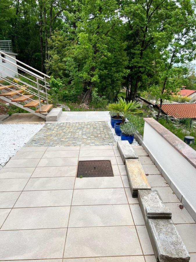 Dreamtime - One Badroom And 1 Livingroom Apartment Veprinac Exterior foto